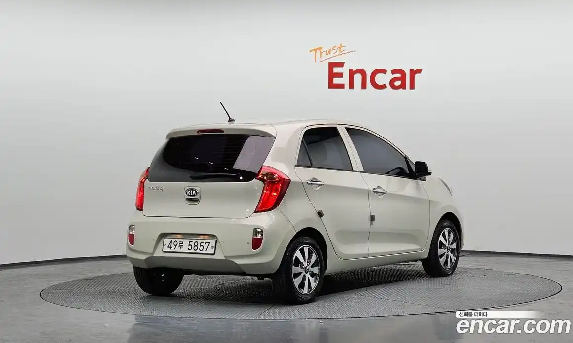 Kia Morning 2015 1.0 Автомат в Москве № 121202, фото 7