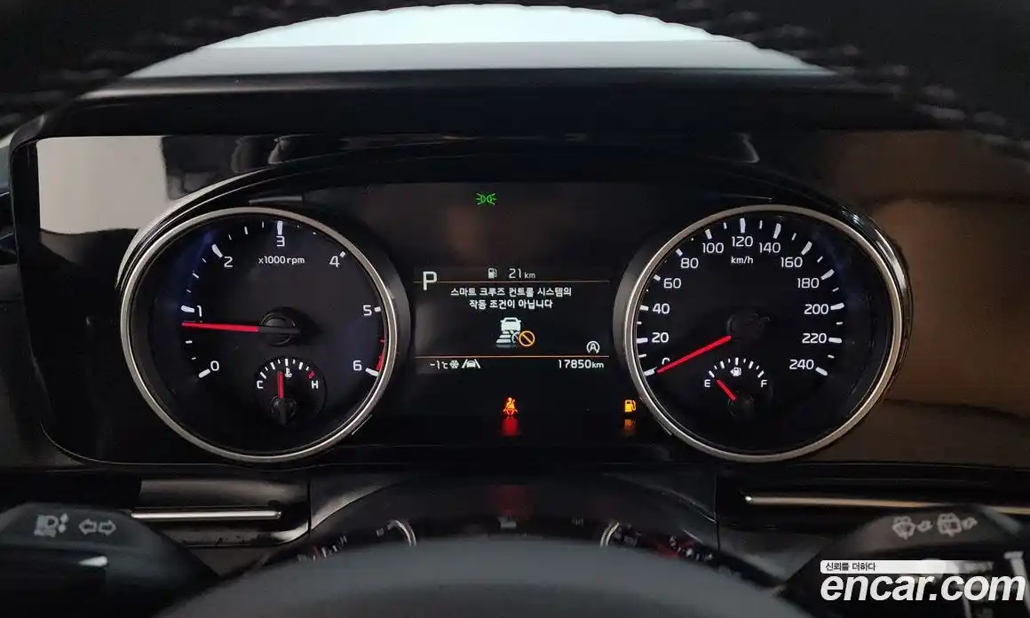 Kia Canival 2023 2.2 Автомат в Москве № 130266, фото 15