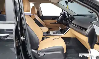 Kia Canival 2023 2.2 Автомат в Москве № 130266, миниатюра 4