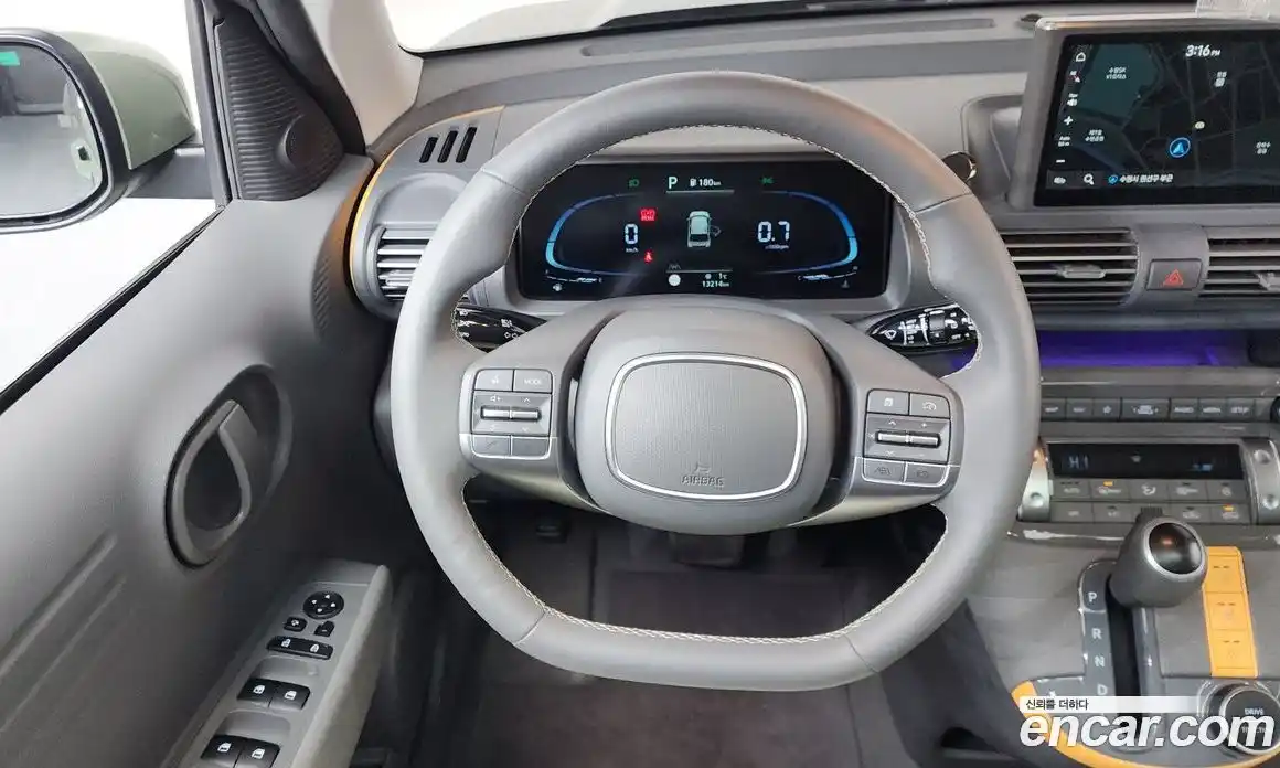 Hyundai Casper 2023 1.0 Автомат в Москве № 130617, фото 15