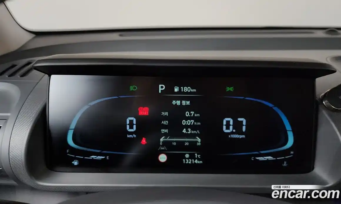 Hyundai Casper 2023 1.0 Автомат в Москве № 130617, фото 3