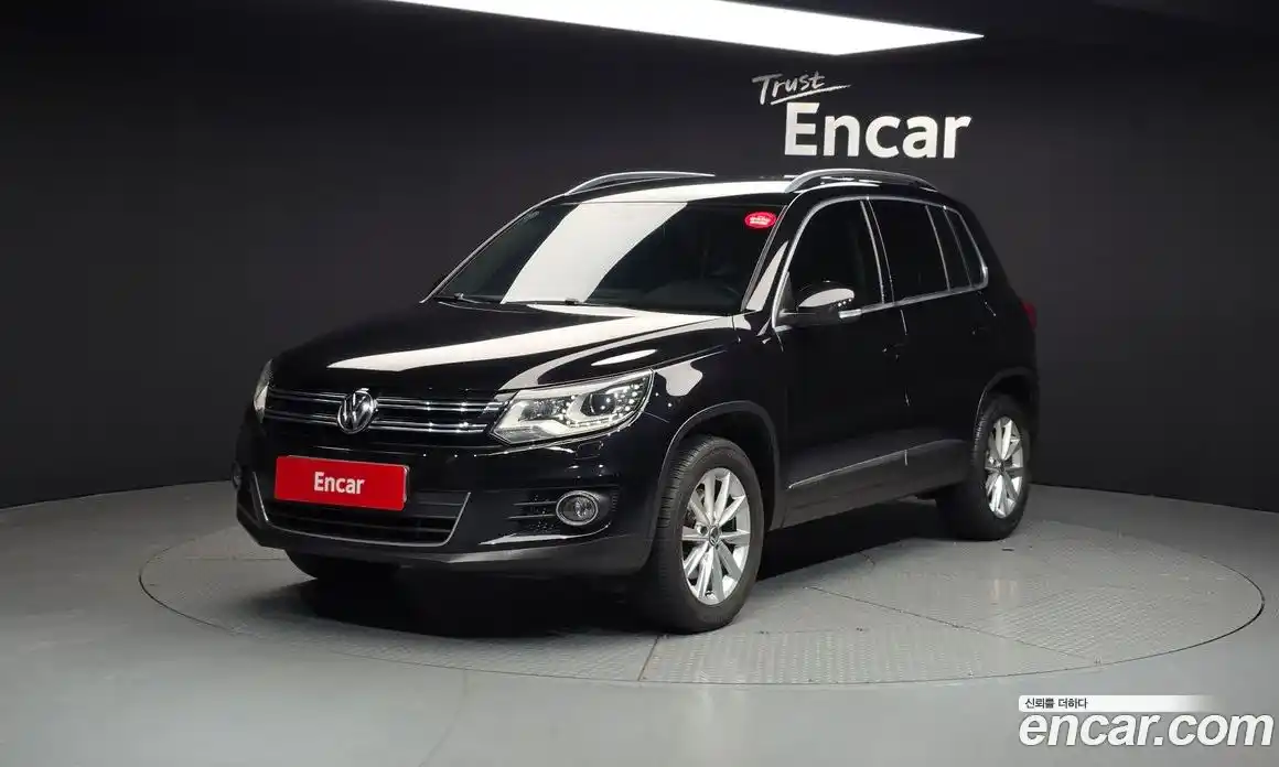 Volkswagen Tiguan 2015 2.0 Автомат в Москве № 134925, фото 16