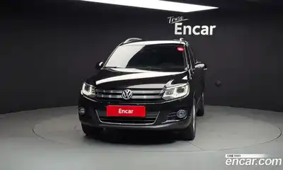 Volkswagen Tiguan 2015 2.0 Автомат в Москве № 134925, миниатюра 2