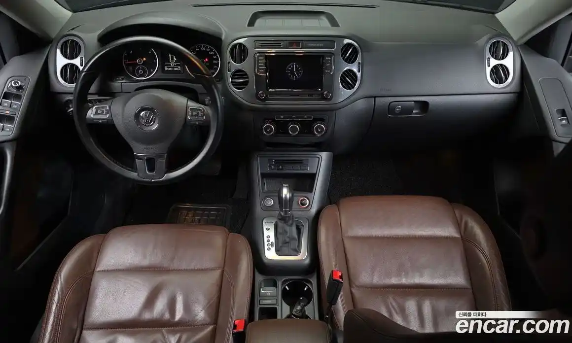 Volkswagen Tiguan 2015 2.0 Автомат в Москве № 134925, фото 6