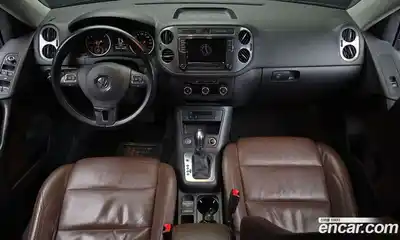 Volkswagen Tiguan 2015 2.0 Автомат в Москве № 134925, миниатюра 6