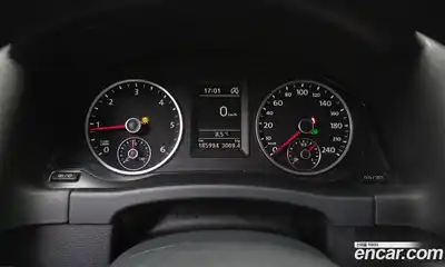 Volkswagen Tiguan 2015 2.0 Автомат в Москве № 134925, миниатюра 7