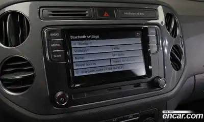 Volkswagen Tiguan 2015 2.0 Автомат в Москве № 134925, миниатюра 9