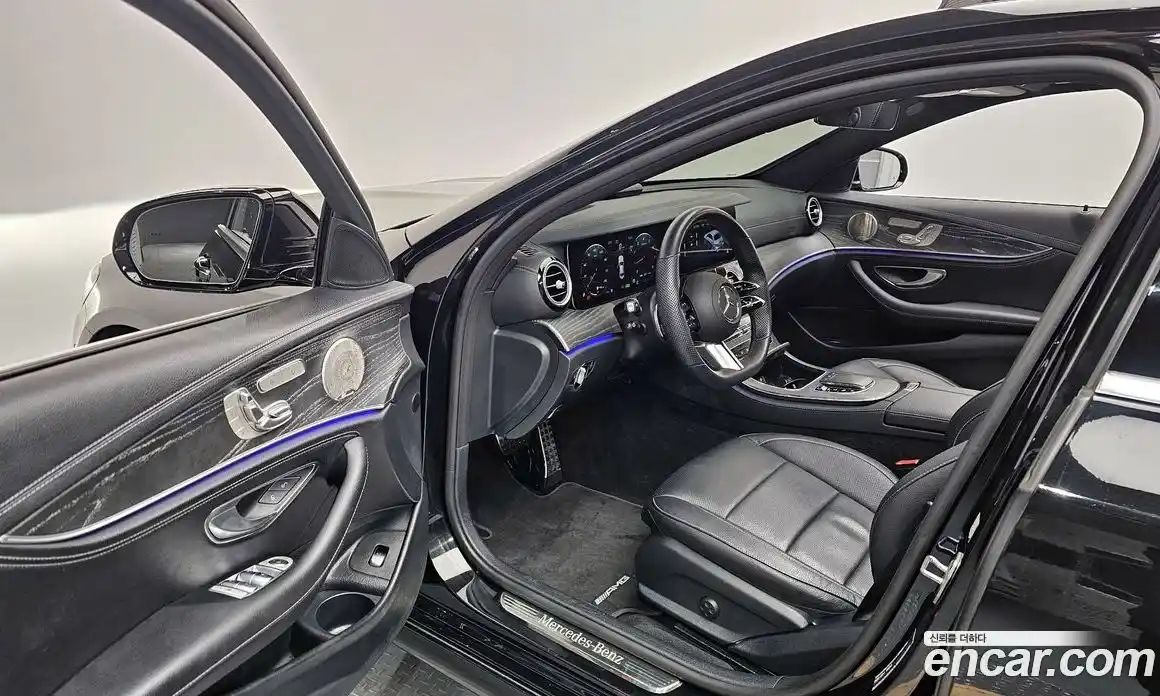 Mercedes-Benz E-Class 2022 2.0 Автомат в Москве № 139249, фото 11