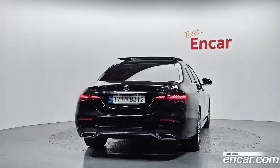 Mercedes-Benz E-Class 2022 2.0 Автомат в Москве № 139249, фото 19