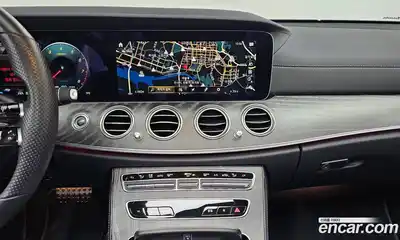 Mercedes-Benz E-Class 2022 2.0 Автомат в Москве № 139249, миниатюра 2