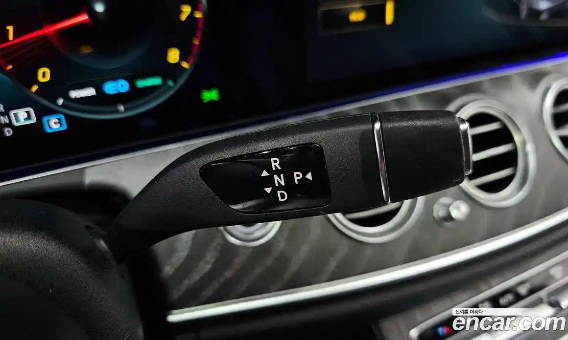 Mercedes-Benz E-Class 2022 2.0 Автомат в Москве № 139249, фото 7