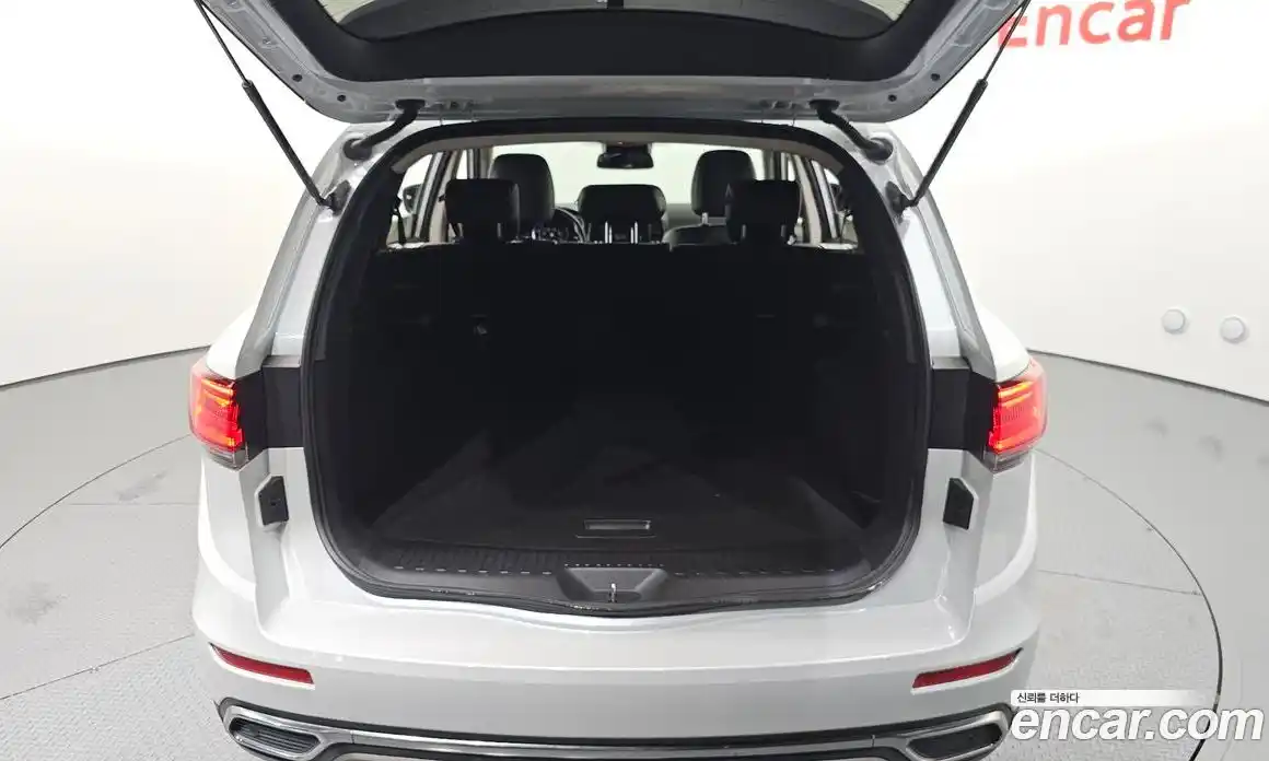 Renault QM6 2023 2.0 Автомат в Москве № 139534, фото 17