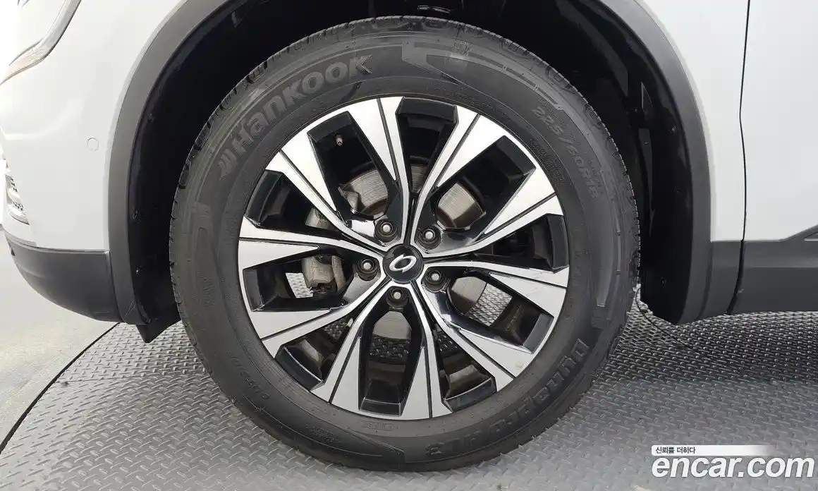 Renault QM6 2023 2.0 Автомат в Москве № 139534, фото 19