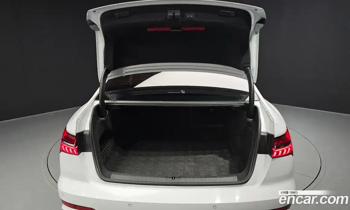 Audi A6 2021 2.0 Автомат в Москве № 141016, фото 17