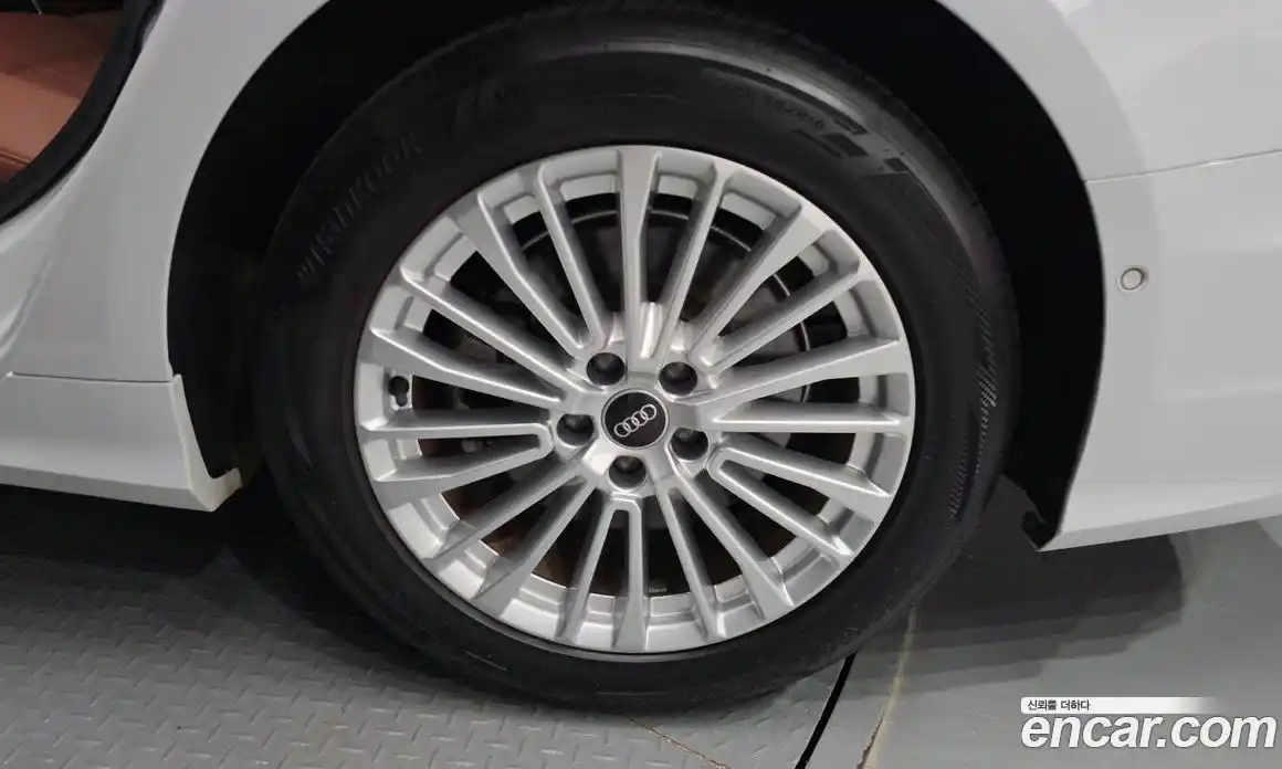 Audi A6 2021 2.0 Автомат в Москве № 141016, фото 9