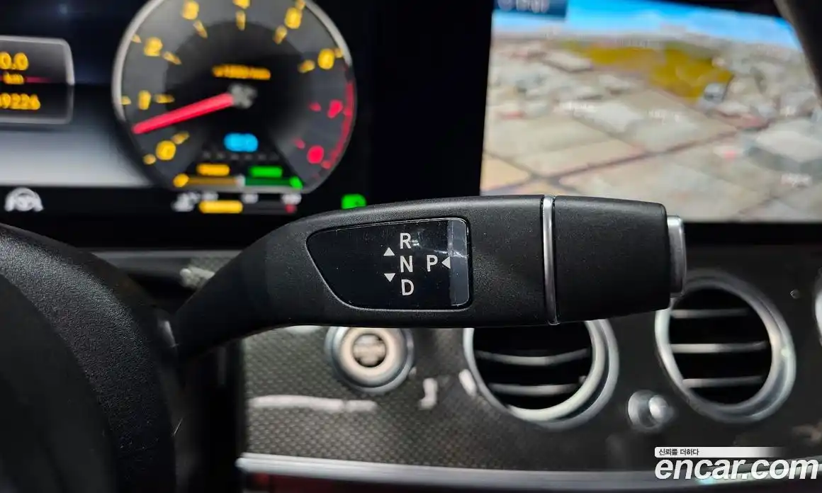 Mercedes-Benz E-Class 2019 3.0 Автомат в Москве № 142691, фото 9