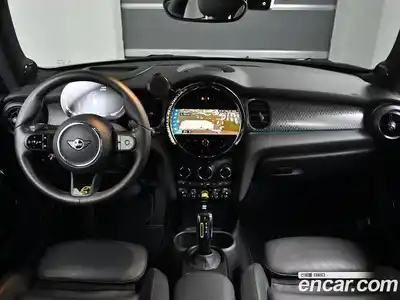 Mini Cooper 2022 13.0 Автомат в Москве № 147321, миниатюра 6