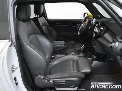 Mini Cooper 2022 13.0 Автомат в Москве № 147321, миниатюра 10