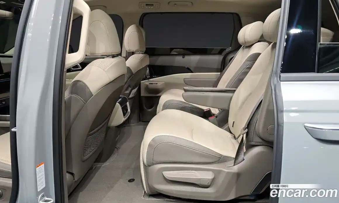 Kia Canival 2025 2.2 Автомат в Москве № 15530, фото 12