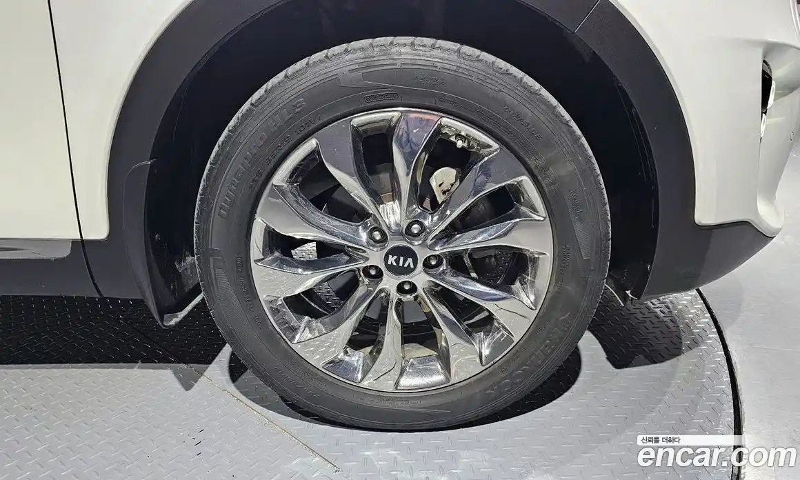 Kia Sorento 2019 2.0 Автомат в Москве № 15774, фото 5