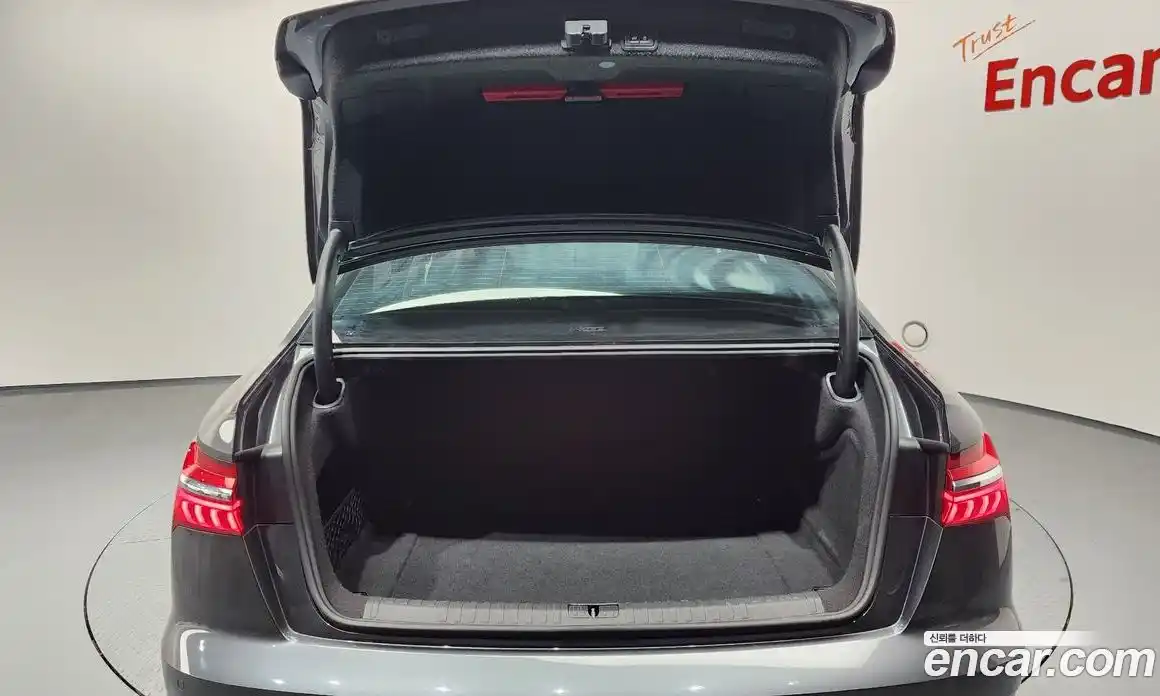 Audi A6 2021 2.0 Автомат в Москве № 163386, фото 18