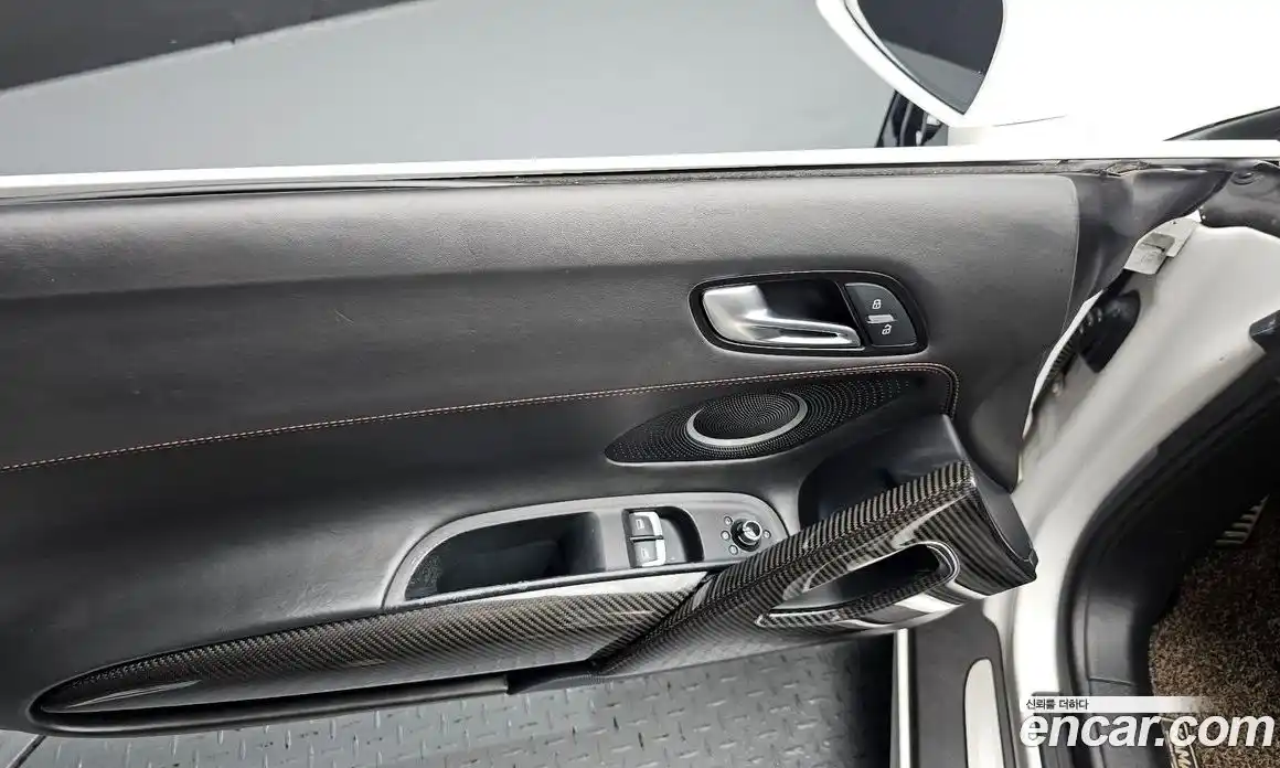 Audi R8 2013 5.2 Автомат в Москве № 163605, фото 13