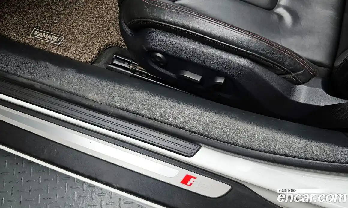 Audi R8 2013 5.2 Автомат в Москве № 163605, фото 16