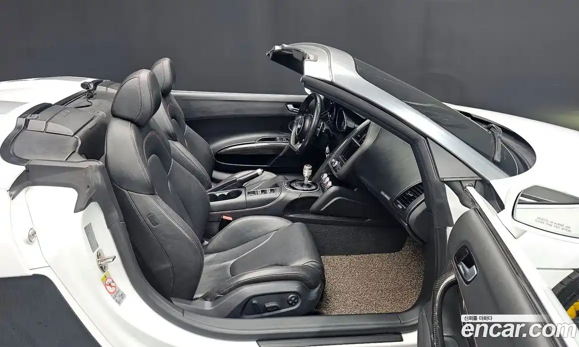 Audi R8 2013 5.2 Автомат в Москве № 163605, фото 10