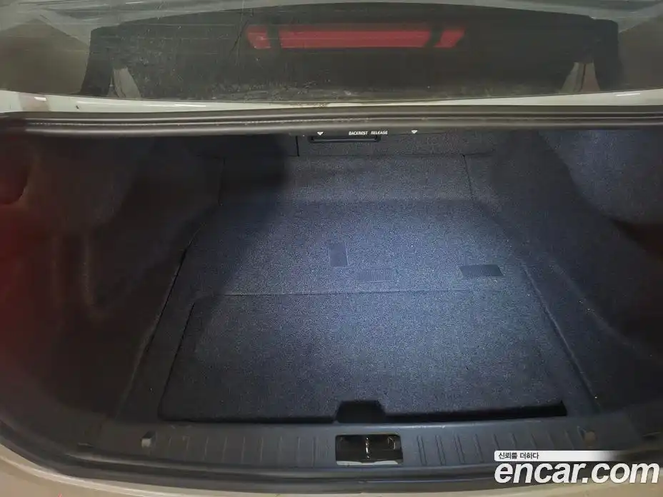 Volvo S60 2011 2.5 Автомат в Москве № 164866, фото 11