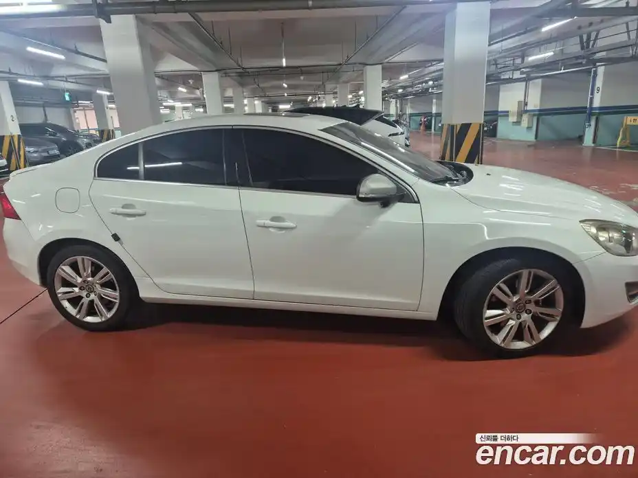 Volvo S60 2011 2.5 Автомат в Москве № 164866, фото 4