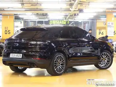 Porsche Cayenne 2021 3.0 Автомат в Москве № 165114, миниатюра 4