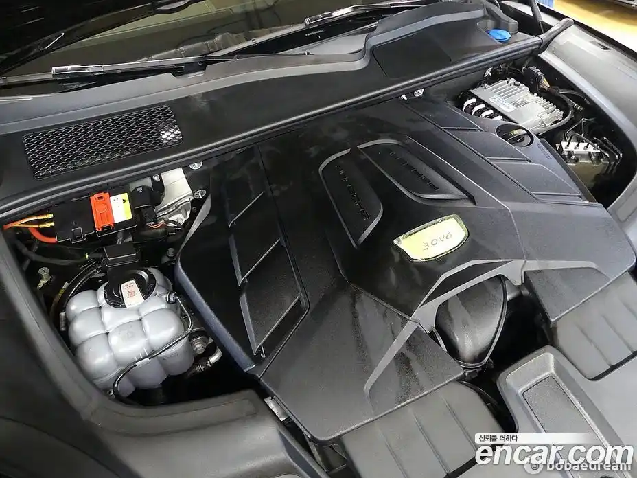 Porsche Cayenne 2021 3.0 Автомат в Москве № 165114, фото 6