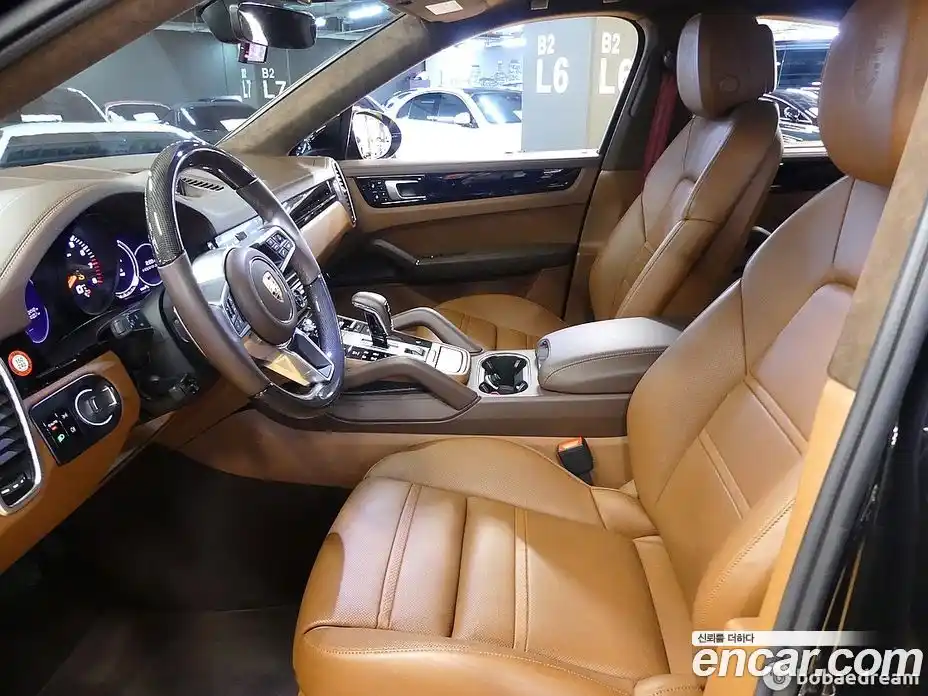 Porsche Cayenne 2021 3.0 Автомат в Москве № 165114, фото 10