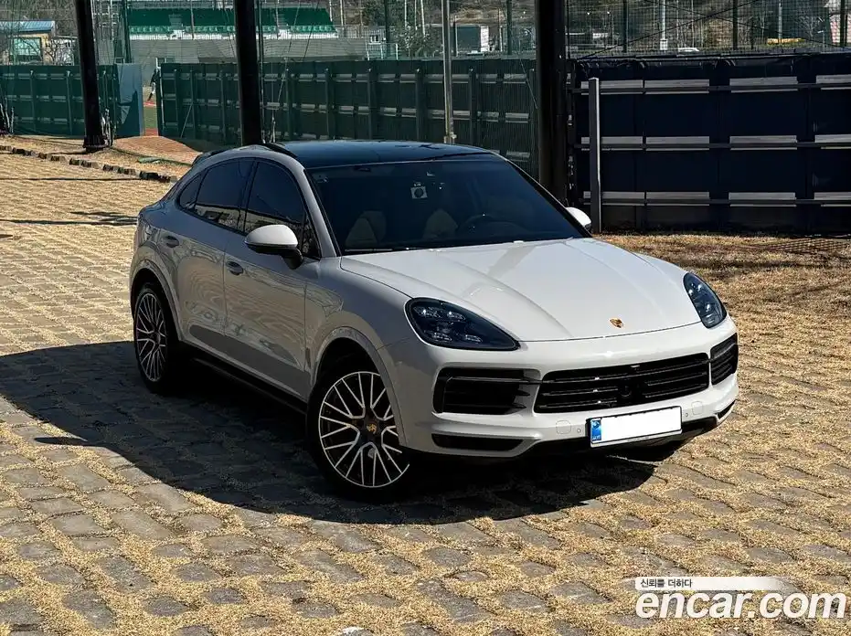 Porsche Cayenne 2022 3.0 Автомат в Москве № 165791, фото 4