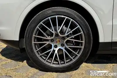 Porsche Cayenne 2022 3.0 Автомат в Москве № 165791, миниатюра 9