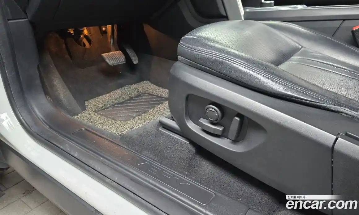 Land Rover Discovery Sport 2019 2.0 Автомат в Москве № 166224, фото 4