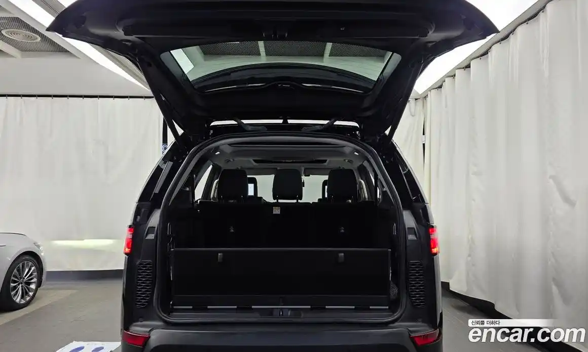 Land Rover Discovery 2020 3.0 Автомат в Москве № 166315, фото 15