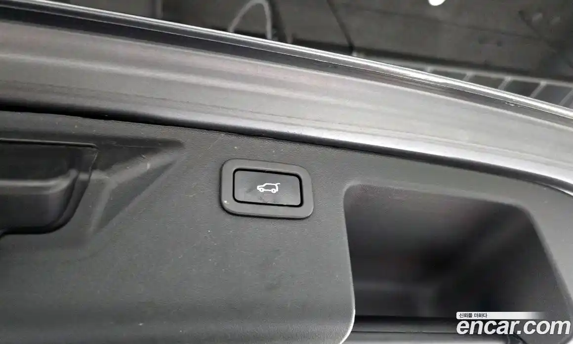 Land Rover Discovery Sport 2018 2.0 Автомат в Москве № 166399, фото 12