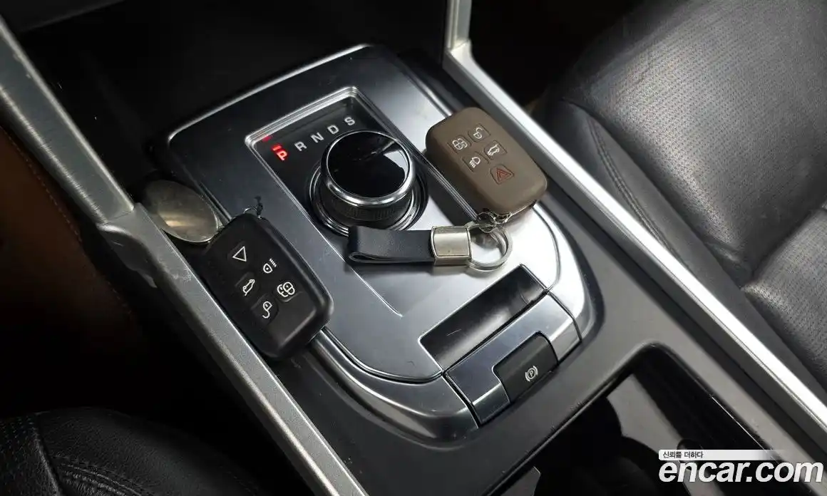 Land Rover Discovery Sport 2018 2.0 Автомат в Москве № 166399, фото 17