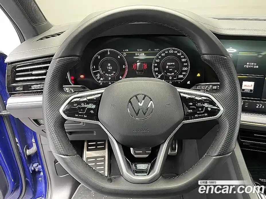 Volkswagen Touareg 2023 3.0 Автомат в Москве № 169168, фото 12