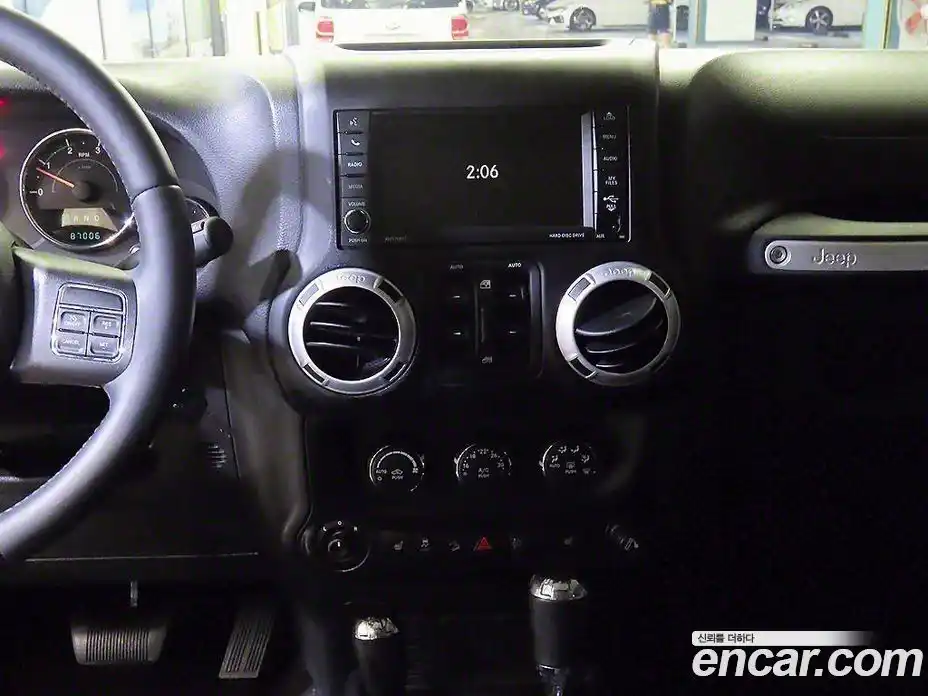 Jeep Wrangler 2014 2.8 Автомат в Москве № 170040, фото 11