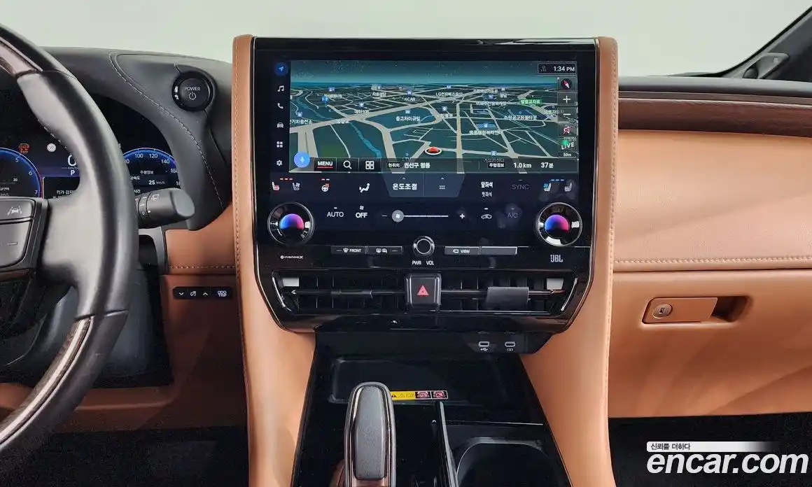 Toyota Alphard 2024 2.5 Автомат в Москве № 170272, фото 16