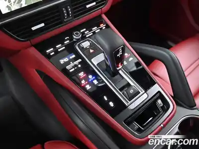 Porsche Cayenne 2021 3.0 Автомат в Москве № 184971, миниатюра 9