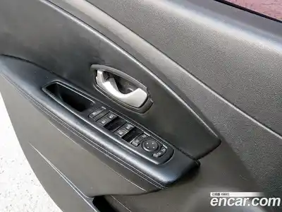 Renault SM3 2014 Автомат в Москве № 186466, миниатюра 11