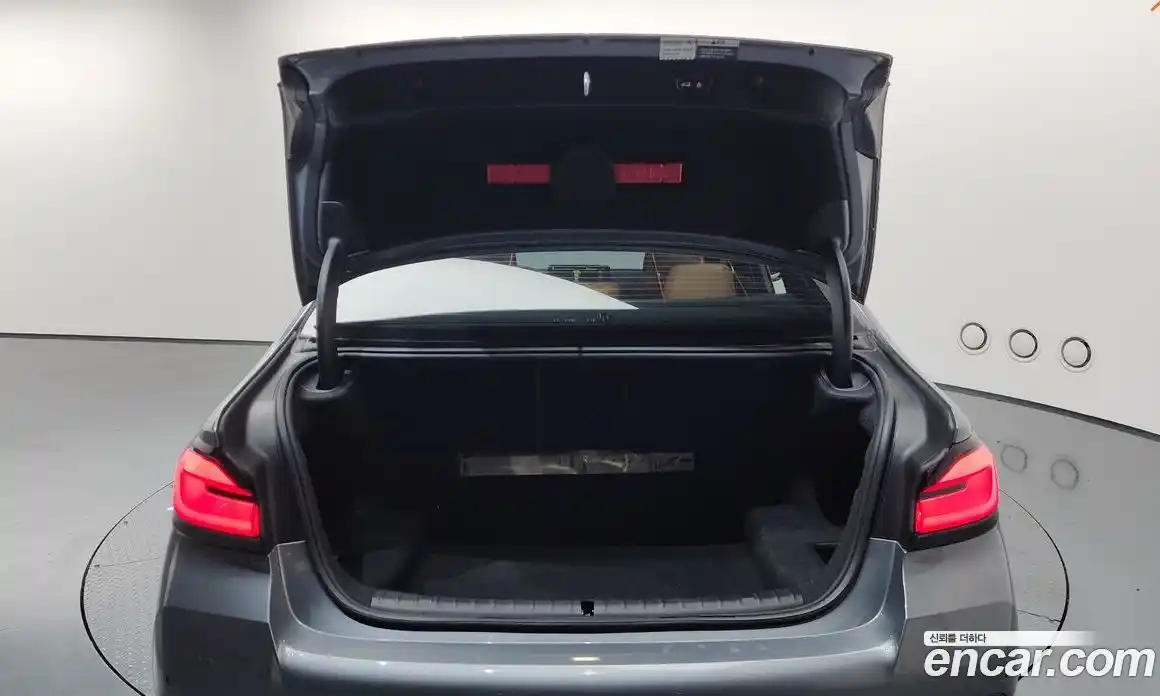 BMW 5-Series 2023 2.0 Автомат в Москве № 187185, фото 20