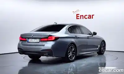 BMW 5-Series 2023 2.0 Автомат в Москве № 187185, миниатюра 2