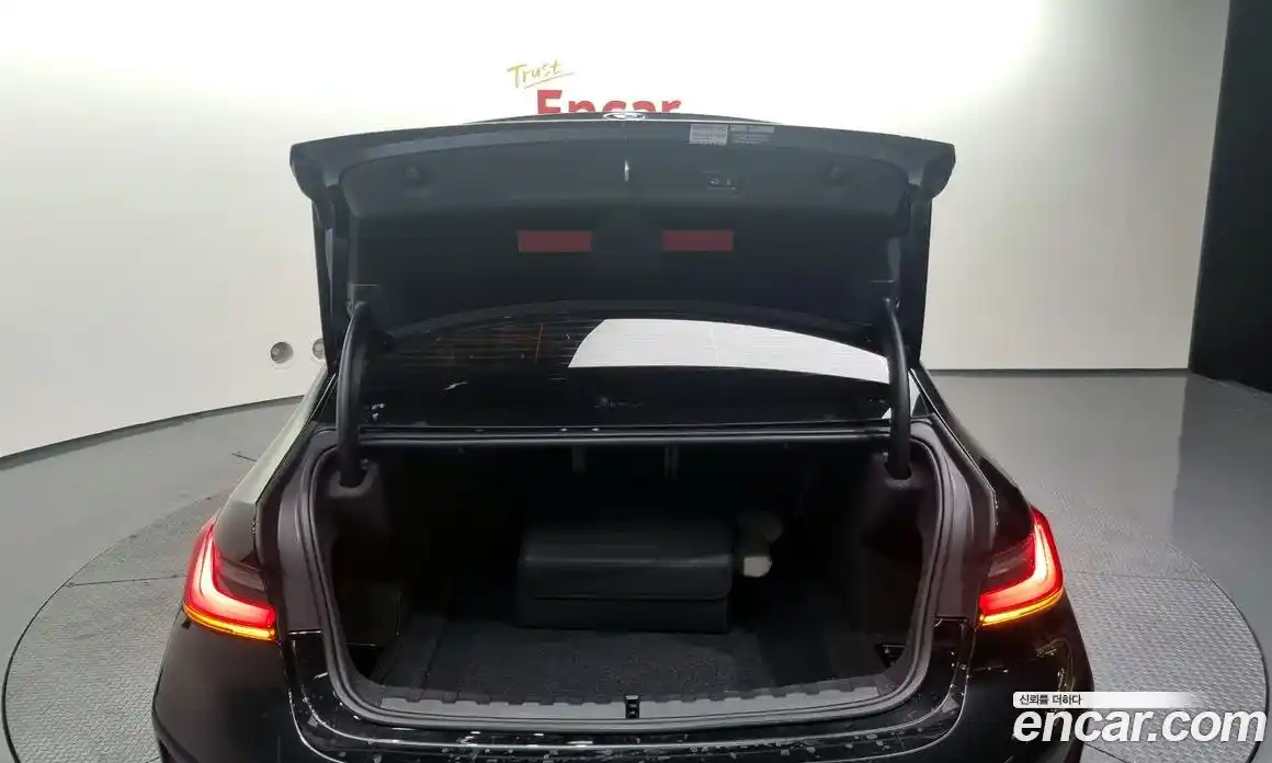 BMW 3-Series 2023 2.0 Автомат в Москве № 187919, фото 12