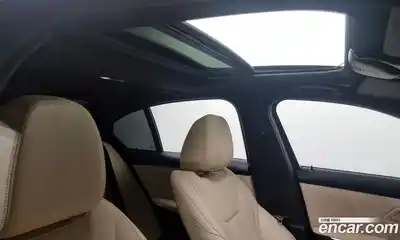 BMW 3-Series 2023 2.0 Автомат в Москве № 187919, миниатюра 10