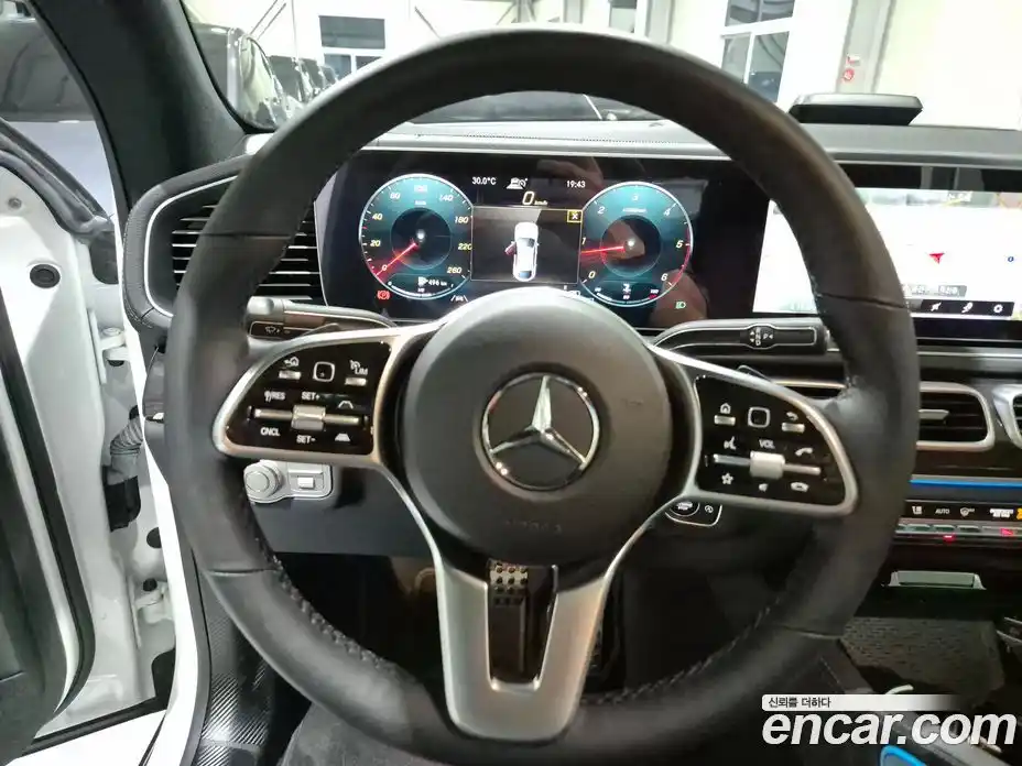 Mercedes-Benz GLE-Class 2023 2.9 Автомат в Москве № 193711, фото 10