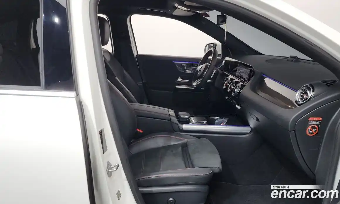 Mercedes-Benz GLA-Class 2020 2.0 Автомат в Москве № 194478, фото 11